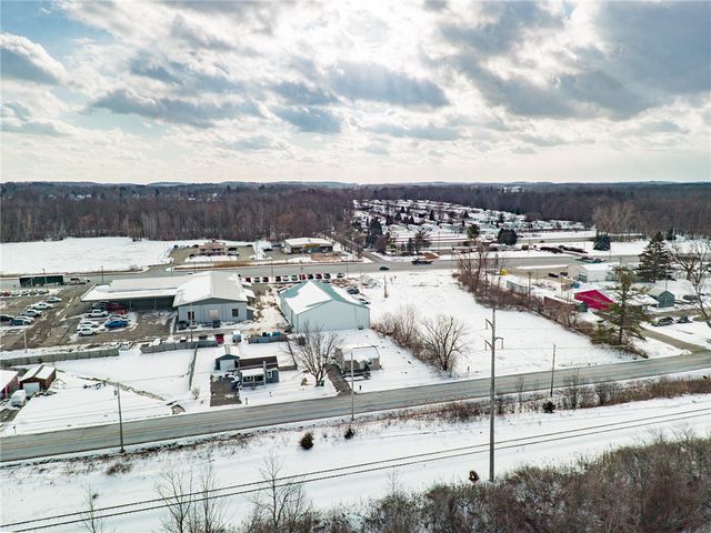 3914 Railroad Avenue, Williamson, NY 14589