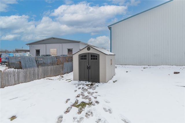 3914 Railroad Avenue, Williamson, NY 14589