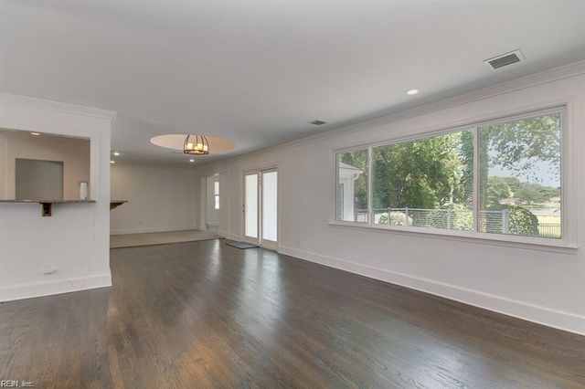 264 Blake RD, Norfolk, VA 23503