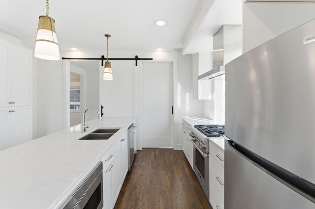 519 Chesterfield Ave Apt 1, Nashville, TN 37212