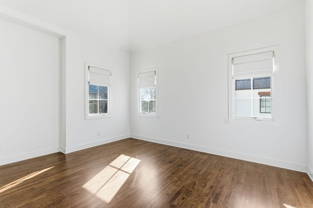 519 Chesterfield Ave Apt 1, Nashville, TN 37212