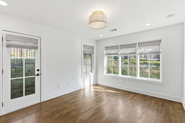 519 Chesterfield Ave Apt 1, Nashville, TN 37212