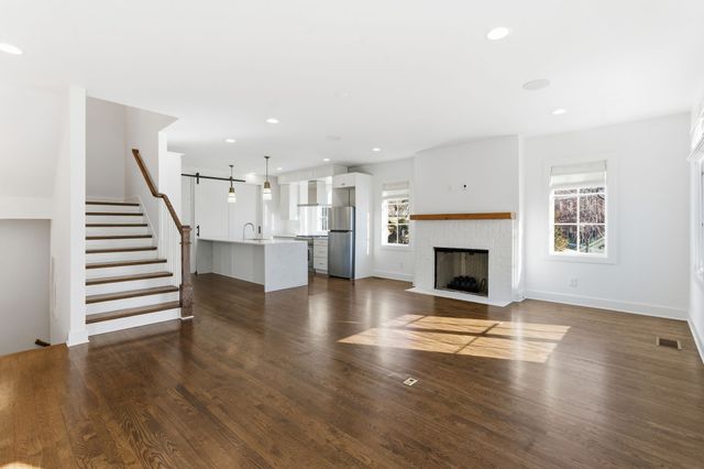 519 Chesterfield Ave Apt 1, Nashville, TN 37212