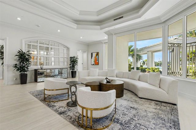 3801 NE 207th Street TH6, Aventura, FL 33180