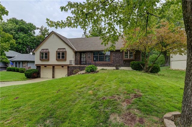 7608 NW 69th Street, Kansas City, MO 64152