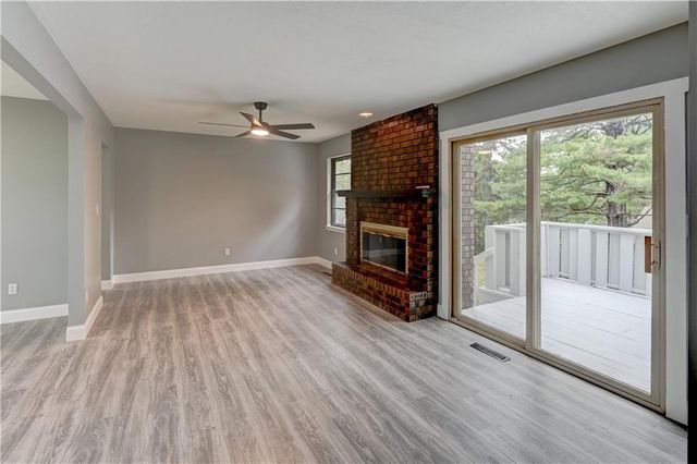 7608 NW 69th Street, Kansas City, MO 64152