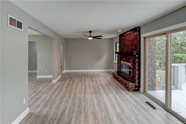 7608 NW 69th Street, Kansas City, MO 64152