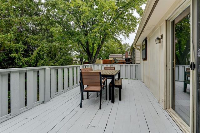 7608 NW 69th Street, Kansas City, MO 64152