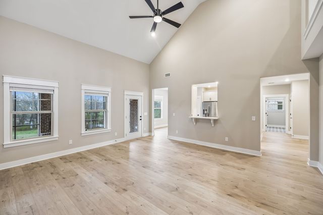 835 Stovers Gln, Murfreesboro, TN 37128