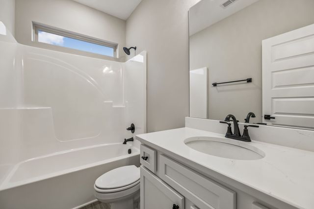 835 Stovers Gln, Murfreesboro, TN 37128