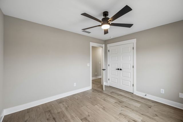 835 Stovers Gln, Murfreesboro, TN 37128