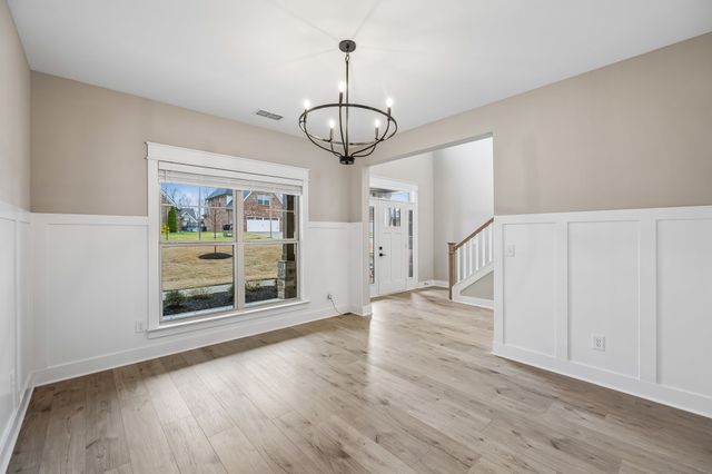 835 Stovers Gln, Murfreesboro, TN 37128