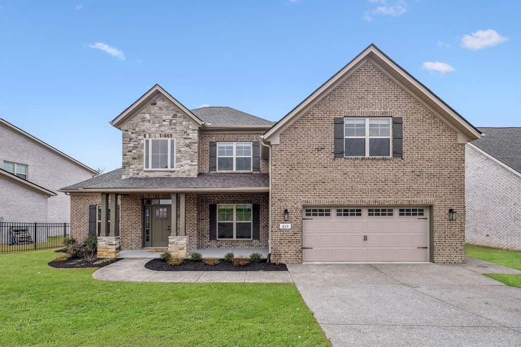 835 Stovers Gln, Murfreesboro, TN 37128