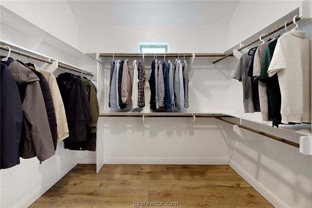 1748 Kerr Valley Lane, College Station, TX 77845