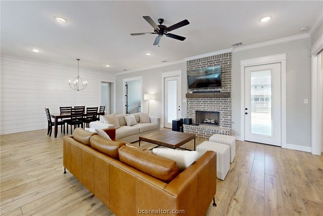 1748 Kerr Valley Lane, College Station, TX 77845