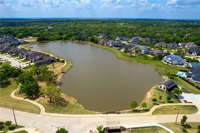 1748 Kerr Valley Lane, College Station, TX 77845