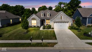 6642 Clearwood Drive, Brownsburg, IN 46112