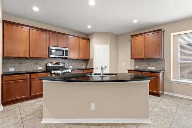 9710 Layton Ridge Drive, Humble, TX 77396