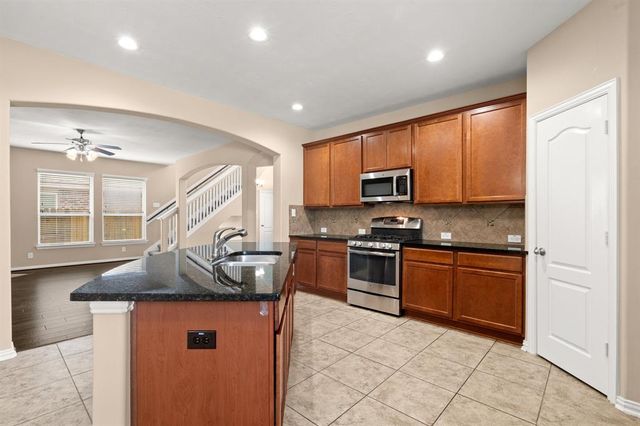 9710 Layton Ridge Drive, Humble, TX 77396