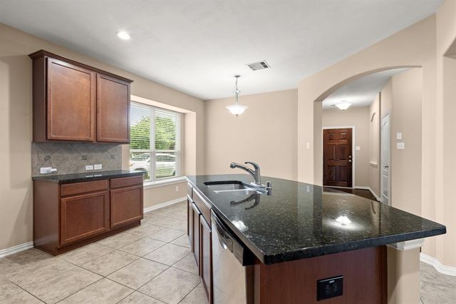 9710 Layton Ridge Drive, Humble, TX 77396