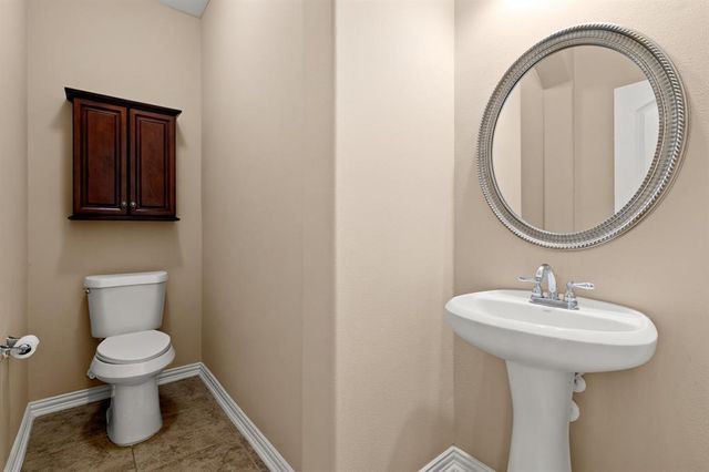 9710 Layton Ridge Drive, Humble, TX 77396