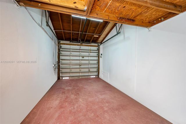 264 Navajo St, Miami Springs, FL 33166