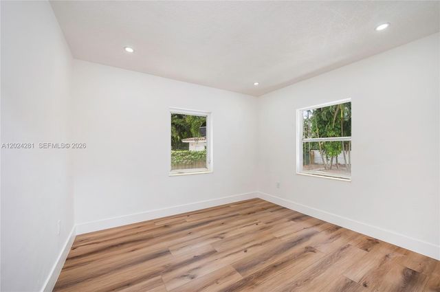 264 Navajo St, Miami Springs, FL 33166