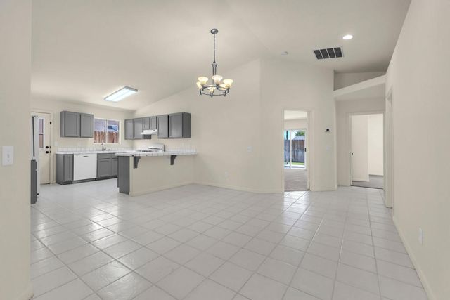 52300 Avenida Herrera, La Quinta, CA 92253