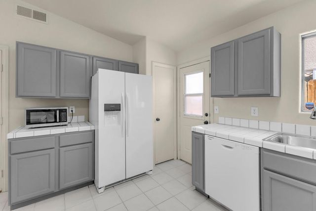 52300 Avenida Herrera, La Quinta, CA 92253
