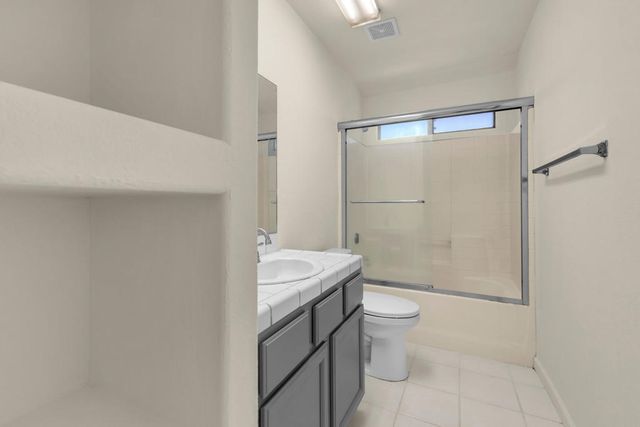 52300 Avenida Herrera, La Quinta, CA 92253