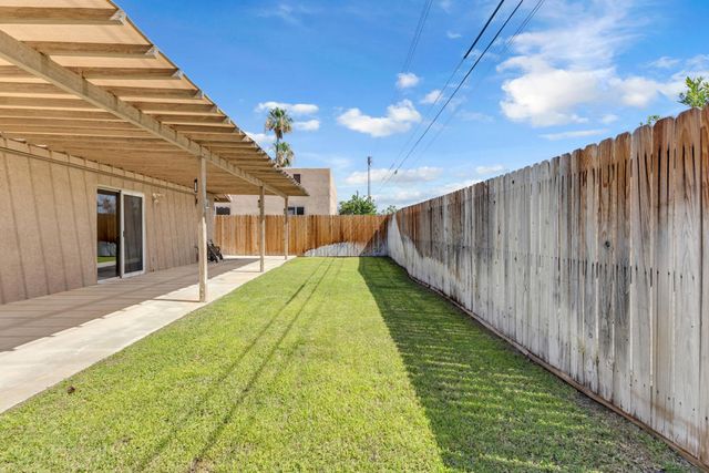 52300 Avenida Herrera, La Quinta, CA 92253