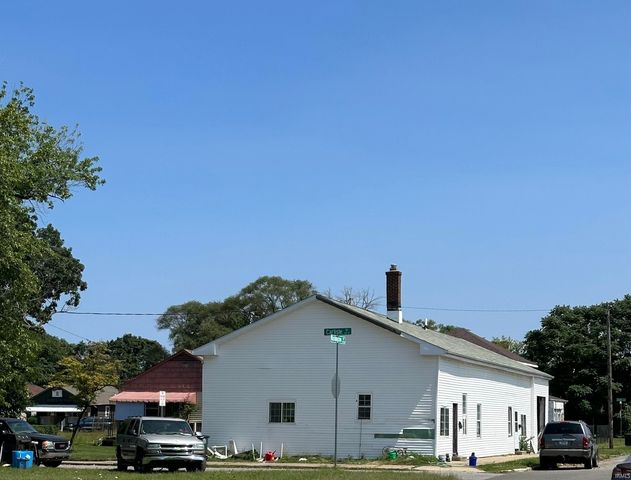 2241 W Washington Street, South Bend, IN 46628