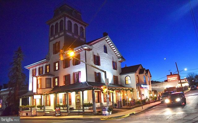 111 UNAMI WAY, Sellersville, PA 18960