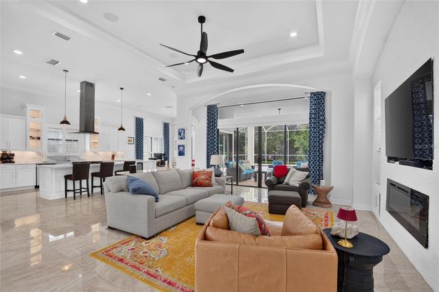 8467 DUNHAM STATION DRIVE, Tampa, FL 33647