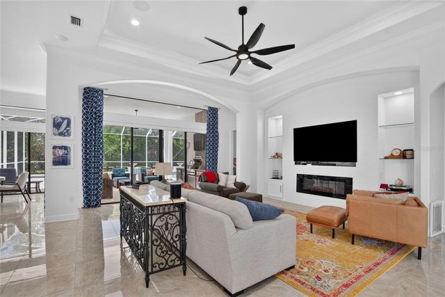 8467 DUNHAM STATION DRIVE, Tampa, FL 33647