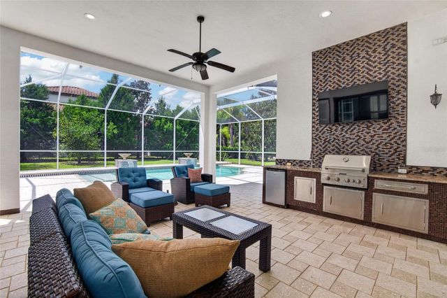 8467 DUNHAM STATION DRIVE, Tampa, FL 33647