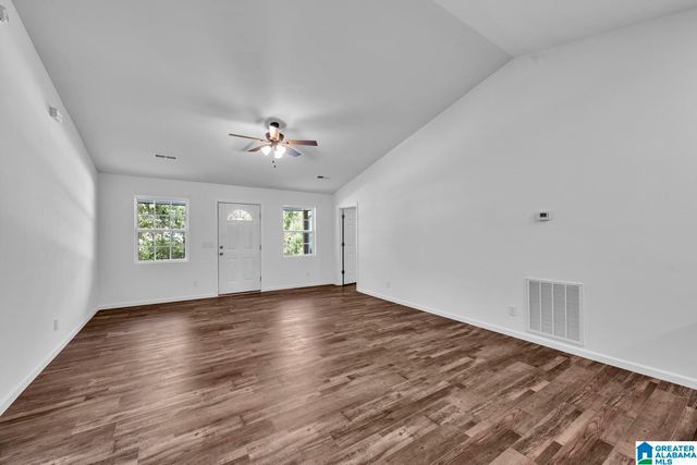 930 COUNTY ROAD 1459, Vinemont, AL 35179