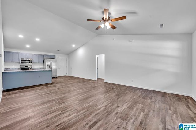 930 COUNTY ROAD 1459, Vinemont, AL 35179