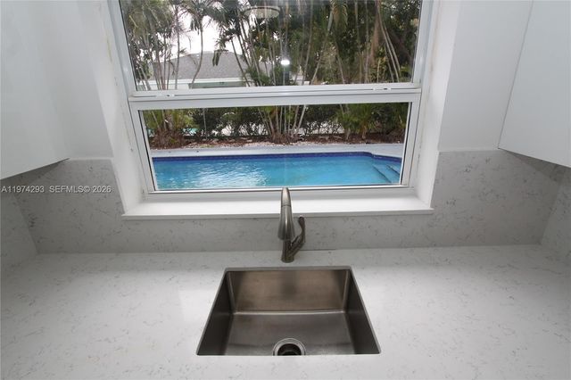 4940 SW 94th Way, Cooper City, FL 33328