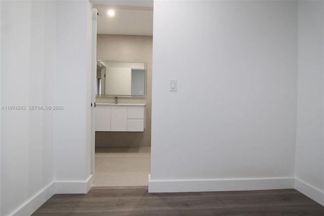 4940 SW 94th Way, Cooper City, FL 33328