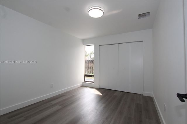 4940 SW 94th Way, Cooper City, FL 33328