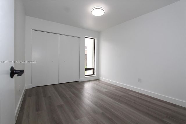 4940 SW 94th Way, Cooper City, FL 33328