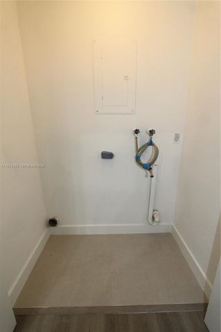 4940 SW 94th Way, Cooper City, FL 33328