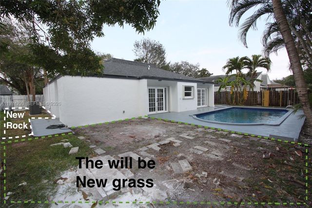 4940 SW 94th Way, Cooper City, FL 33328