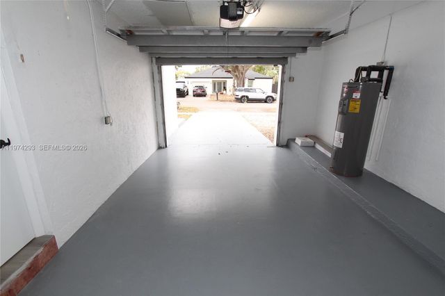 4940 SW 94th Way, Cooper City, FL 33328