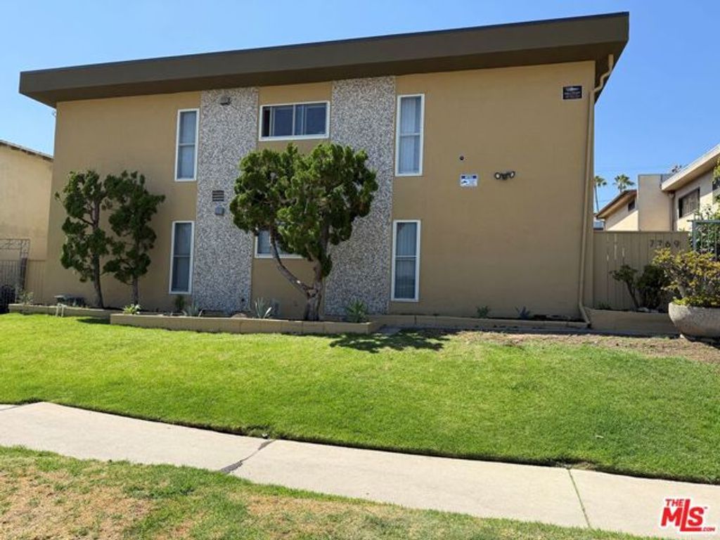 7769 Saint Bernard Street 3, Playa Del Rey (los Angeles), CA 90293