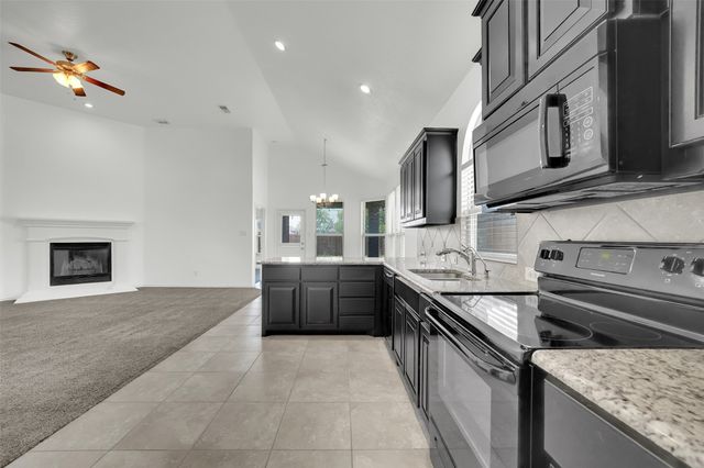 11509 Dorado Vista Trail, Fort Worth, TX 76052