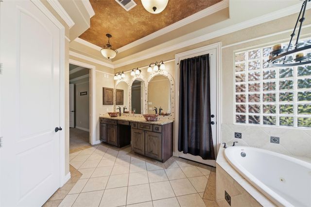 14494 Diamondhead N, Conroe, TX 77356