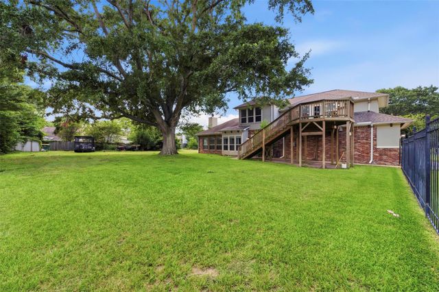 14494 Diamondhead N, Conroe, TX 77356