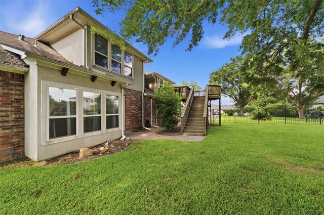 14494 Diamondhead N, Conroe, TX 77356